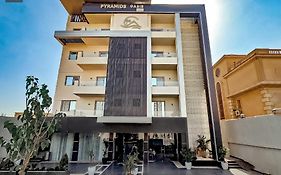 Pyramids Oasis Hotel